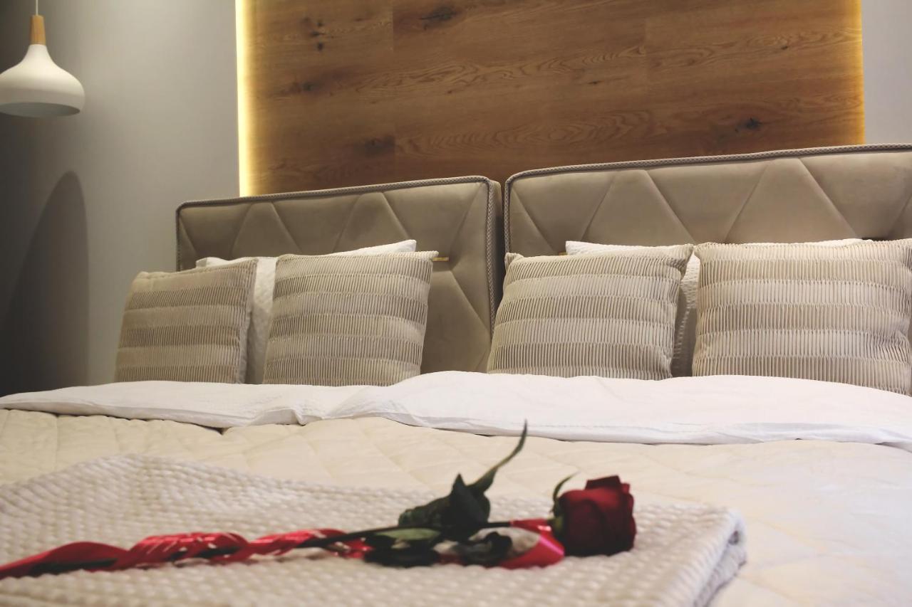 Ecco Superior Apartment Novi Pazar Bagian luar foto