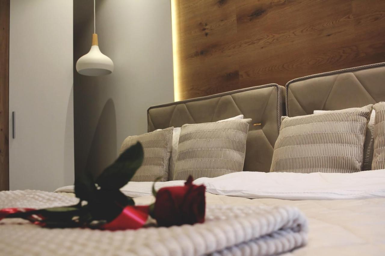 Ecco Superior Apartment Novi Pazar Bagian luar foto