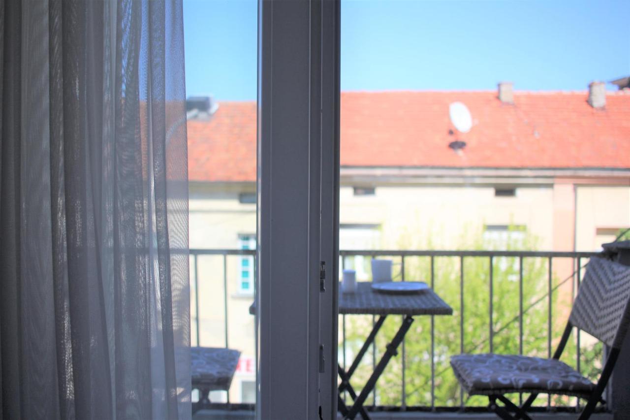 Ecco Superior Apartment Novi Pazar Bagian luar foto