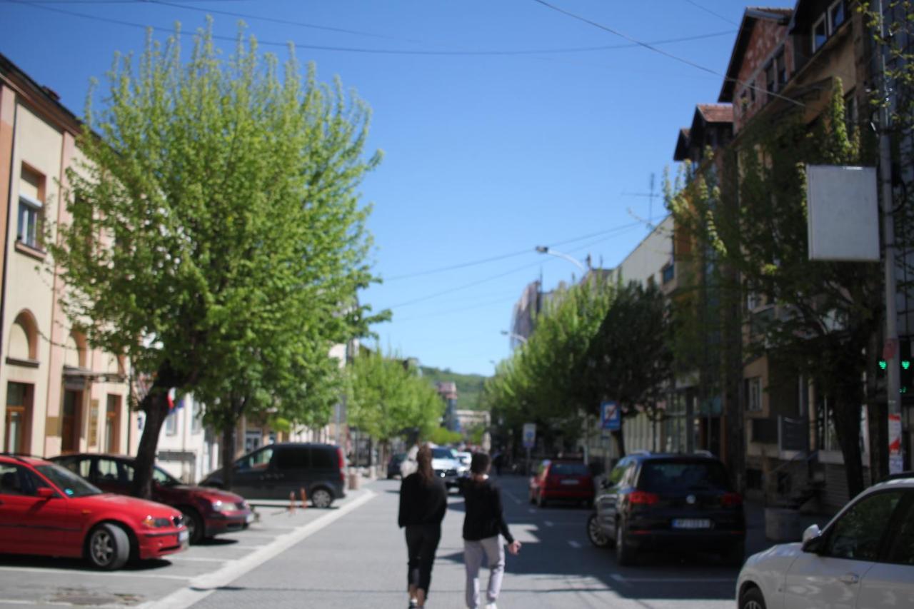 Ecco Superior Apartment Novi Pazar Bagian luar foto